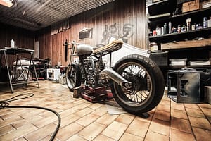 8 Tips for Shopping Smart Garage Items at Discount Price