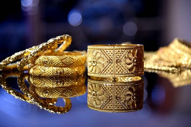 Make Your Kurtis Look Super Cute With Enhancing Jewellery